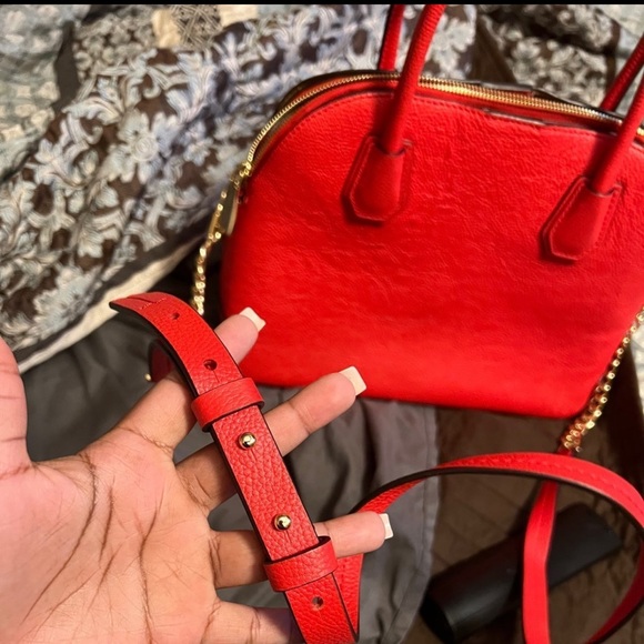 Michael Kors Handbag - Picture 6 of 8